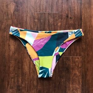 SHEIN Geometric Abstract Bikini Bottom Size S